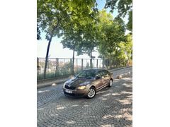 SKODA OCTAVİA 1.6 DİZEL OTOMATİK