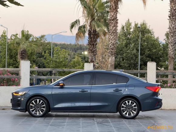 FOCUS 1.5 EcoBlue TİTANİUM X 23.000KM EN FULL