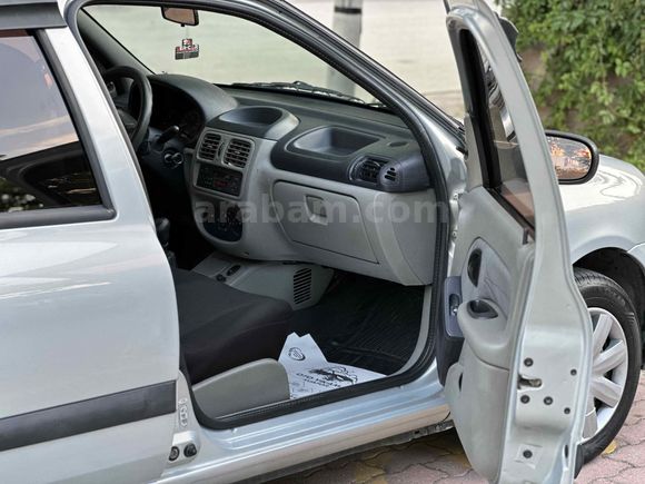 Galeriden Renault Clio 1.4 Authentique 2004 Model Konya