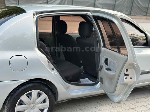 Galeriden Renault Clio 1.4 Authentique 2004 Model Konya