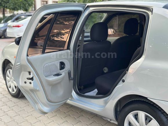Galeriden Renault Clio 1.4 Authentique 2004 Model Konya