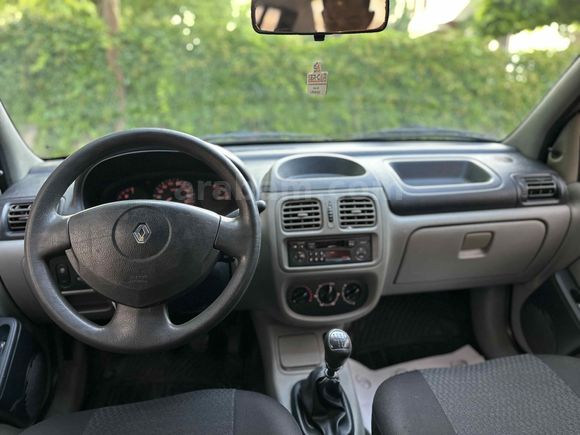 Galeriden Renault Clio 1.4 Authentique 2004 Model Konya