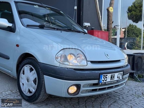 UÇAR'DAN..2001 RENAULT CLİO 1.4 16v OTOMATİK 130.000 KM DE....