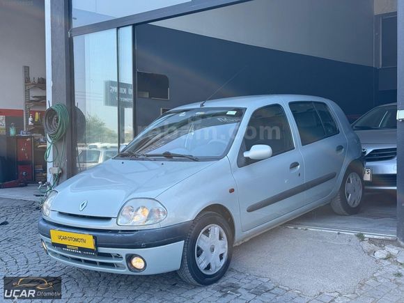 UÇAR'DAN..2001 RENAULT CLİO 1.4 16v OTOMATİK 130.000 KM DE....