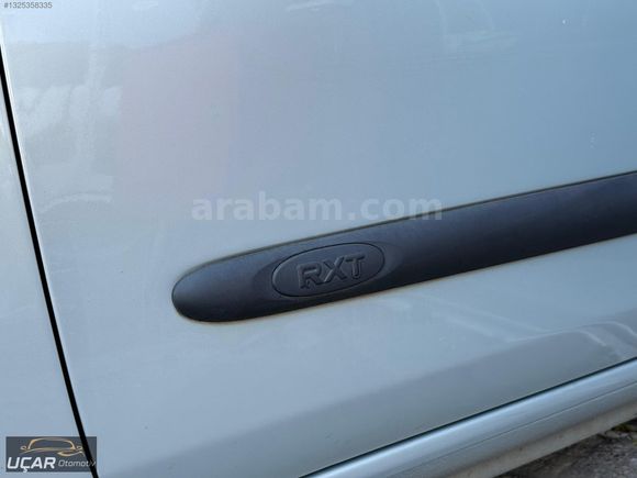 UÇAR'DAN..2001 RENAULT CLİO 1.4 16v OTOMATİK 130.000 KM DE....