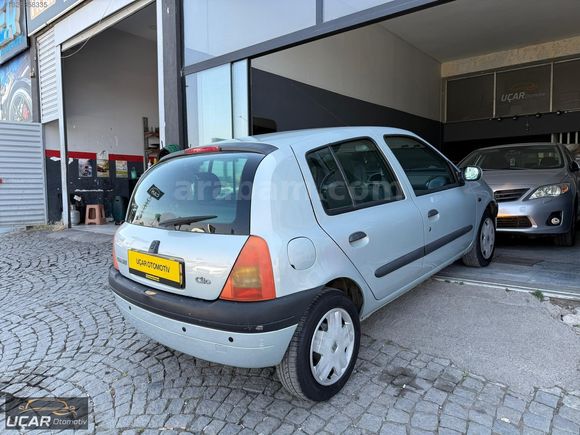 UÇAR'DAN..2001 RENAULT CLİO 1.4 16v OTOMATİK 130.000 KM DE....