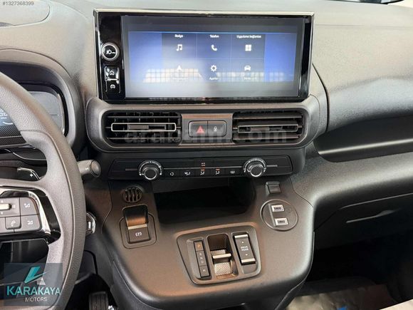 2025 SIFIR OTOMATİK OPEL COMBO 1.5 D ESSENTİAL/GS2/130 HP(K.K.12