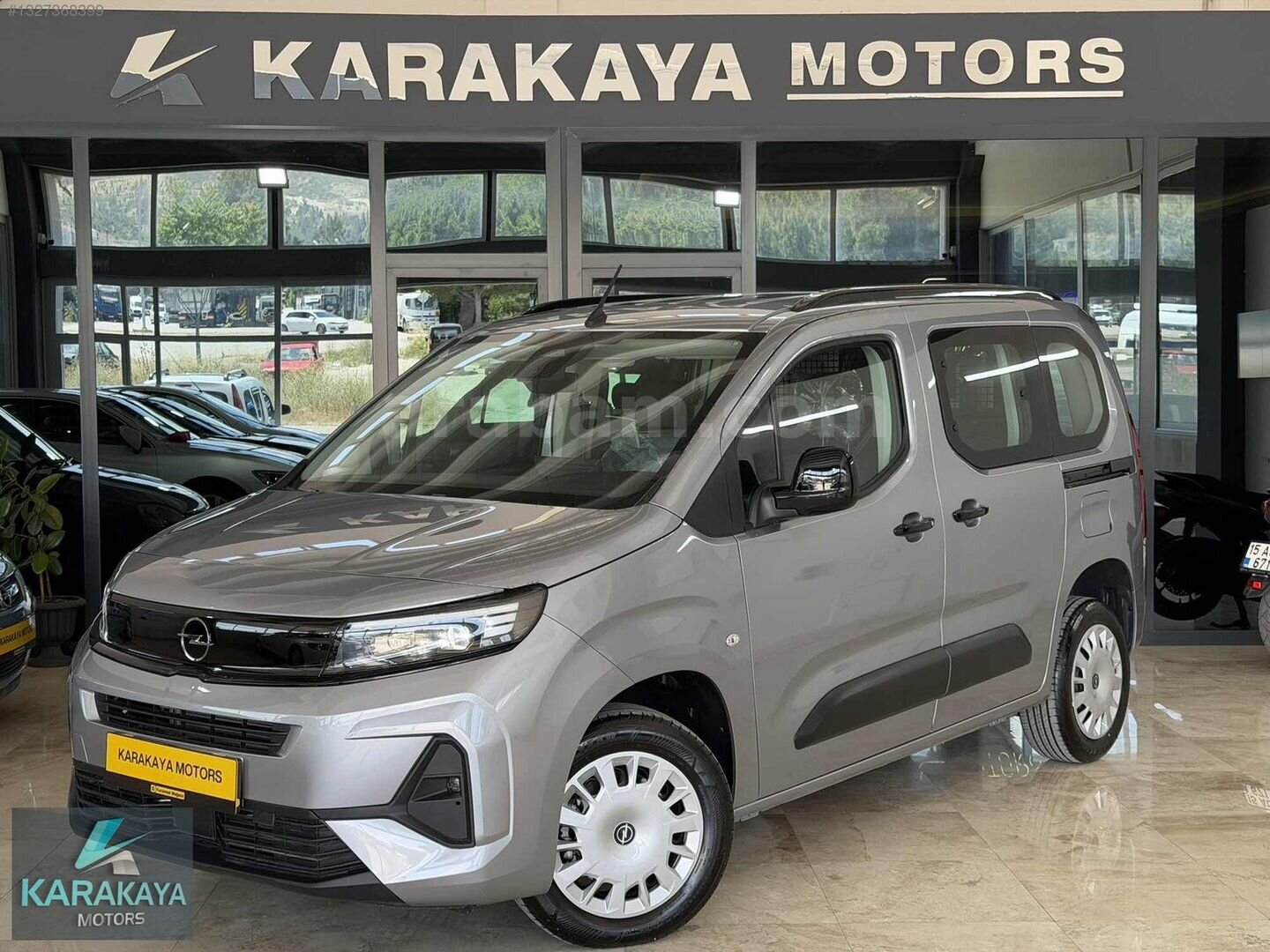 Galeriden Opel Combo 1.5 CDTI Essential 2025 Model Burdur 6.001 km Gri 3