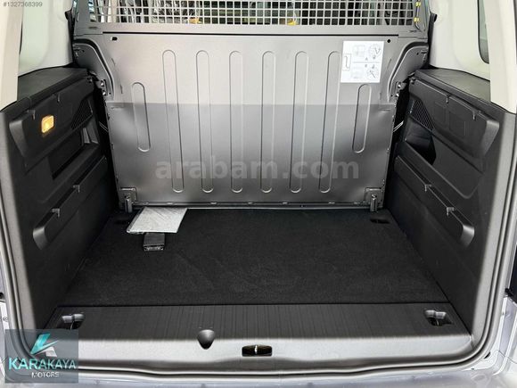 2025 SIFIR OTOMATİK OPEL COMBO 1.5 D ESSENTİAL/GS2/130 HP(K.K.12