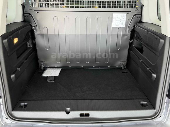 Galeriden Sıfır Opel Combo 1.5 CDTI Essential 2025 Model Burdur