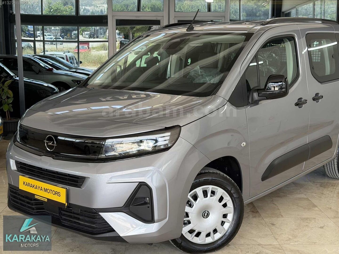 Galeriden Opel Combo 1.5 CDTI Essential 2025 Model Burdur 6.001 km Gri 4