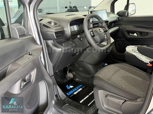 2025 SIFIR OTOMATİK OPEL COMBO 1.5 D ESSENTİAL/GS2/130 HP(K.K.12