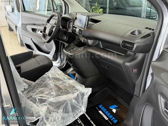 2025 SIFIR OTOMATİK OPEL COMBO 1.5 D ESSENTİAL/GS2/130 HP(K.K.12