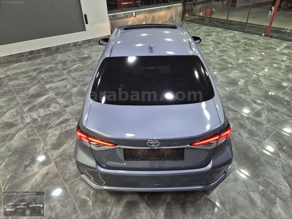 95BİN KM'DE ORİJİNAL BOYASIZ DEĞİŞENSİZ 1.6 FLAME X-PACK COROLLA