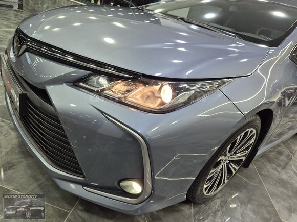 95BİN KM'DE ORİJİNAL BOYASIZ DEĞİŞENSİZ 1.6 FLAME X-PACK COROLLA