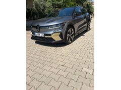 Renault Megane E-Tech Iconic 2023Model 4 lastik yeni bakım yeni vizesi yeniyapıldı orjinal