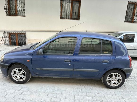 Sahibinden Renault Clio 1.6 RTE 2000 Model 