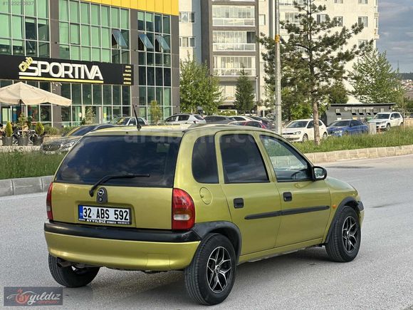 1998 MODEL CORSA 1.4