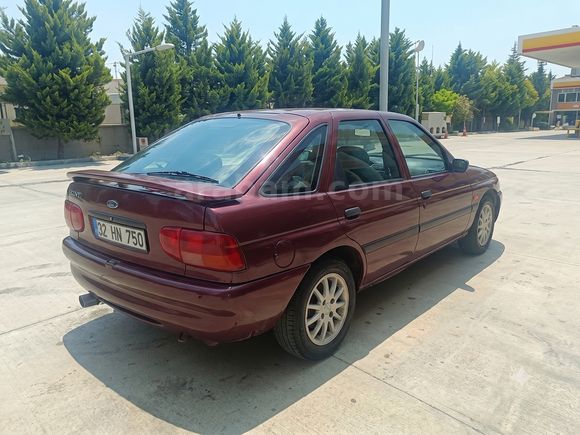 Sahibinden Ford Escort 1.6 CLX 1997 Model 