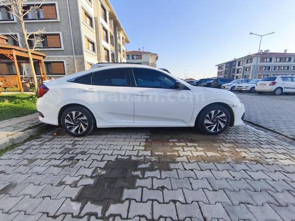 Sahibinden Honda Civic 1.6i DTEC Elegance 2018 Model  Beyaz