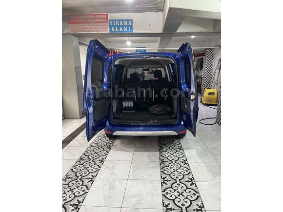 Sahibinden Renault Express Combi 1.5 BlueDCI Joy 2023 Model 