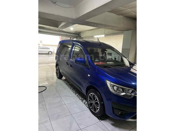 Sahibinden Renault Express Combi 1.5 BlueDCI Joy 2023 Model 