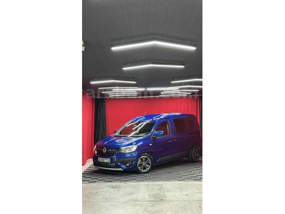 Sahibinden Renault Express Combi 1.5 BlueDCI Joy 2023 Model 