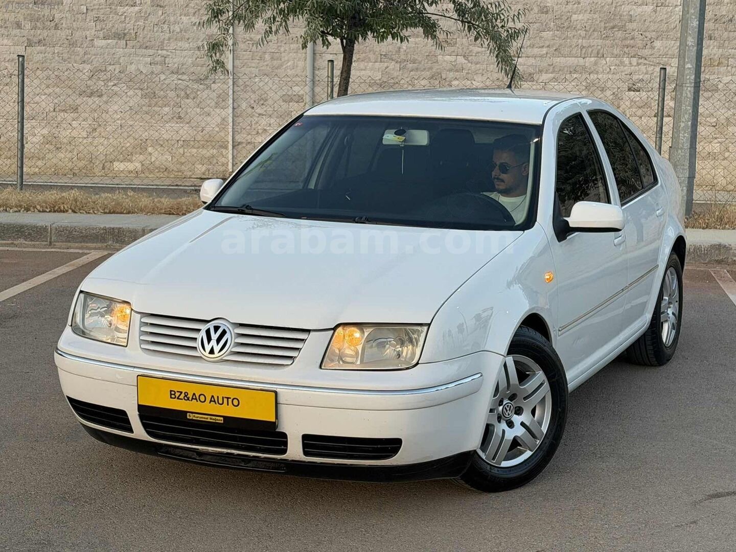 Galeriden Volkswagen Bora 1.6 Pacific 2004 Model Kırıkkale 287.000 km Beyaz 2