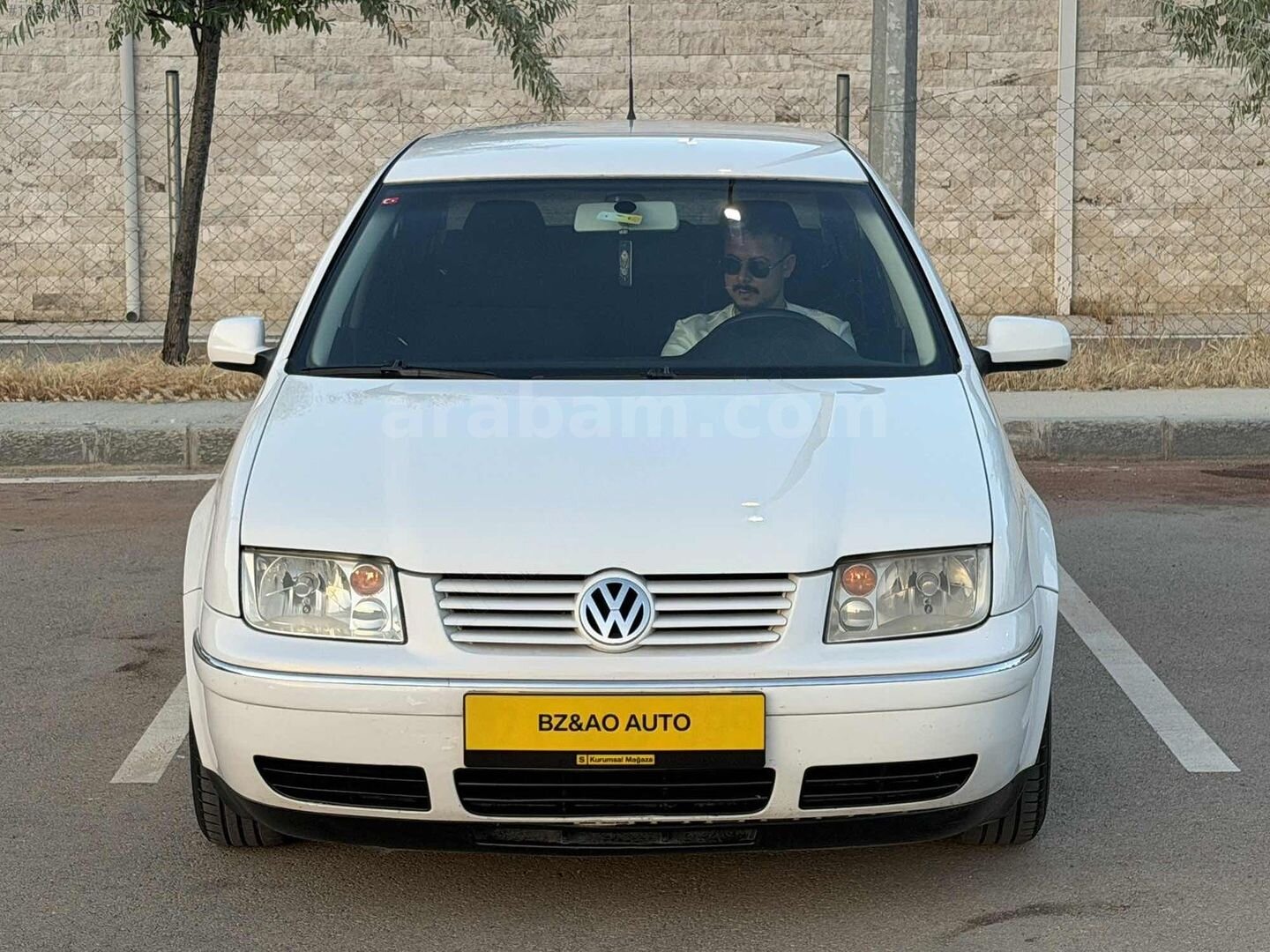 Galeriden Volkswagen Bora 1.6 Pacific 2004 Model Kırıkkale 287.000 km Beyaz 3