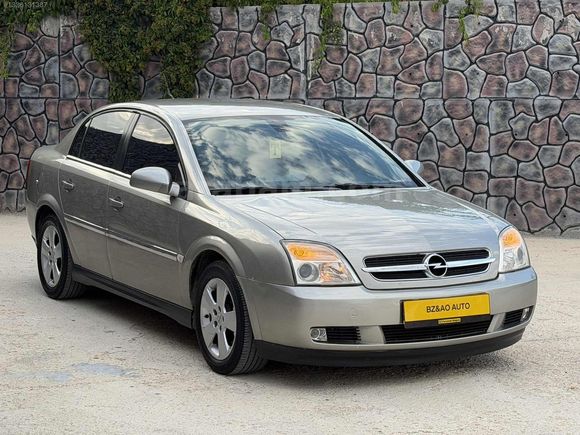 BZ AO AUTO'DAN 2004 MODEL CAM GİBİ VECTRA C