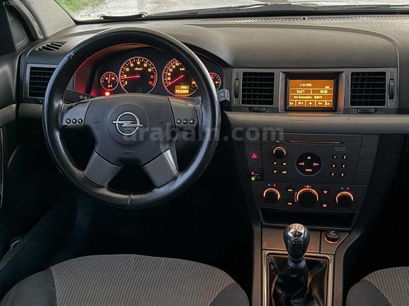 BZ AO AUTO'DAN 2004 MODEL CAM GİBİ VECTRA C