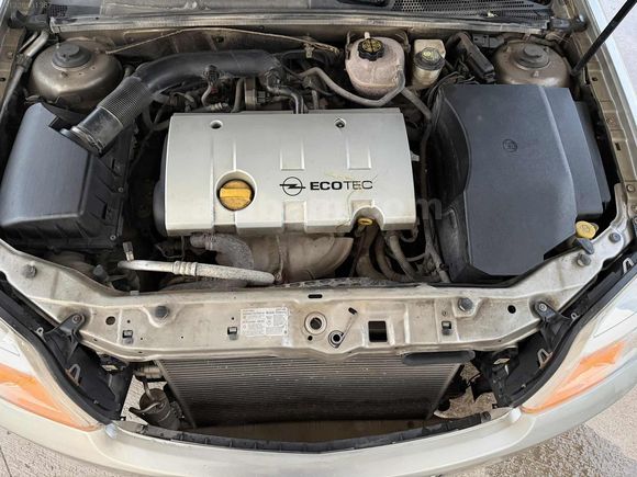 BZ AO AUTO'DAN 2004 MODEL CAM GİBİ VECTRA C