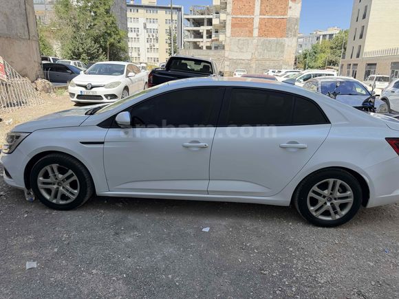 Sahibinden Renault Megane 1.6 Joy 2017 Model 
