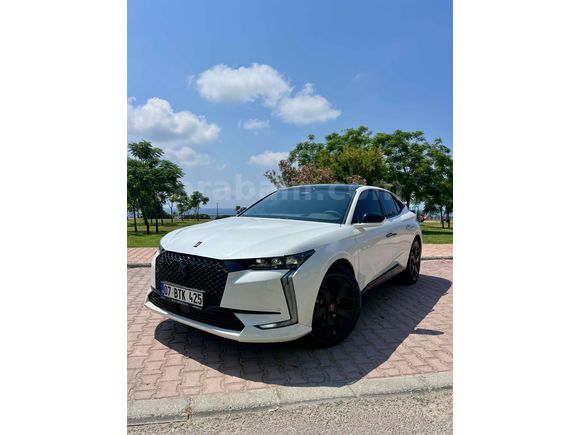 DS4 1.2 PureTech Performance Line 2023 Model 14.800 KM 