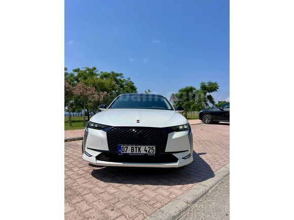 DS4 1.2 PureTech Performance Line 2023 Model 14.800 KM 