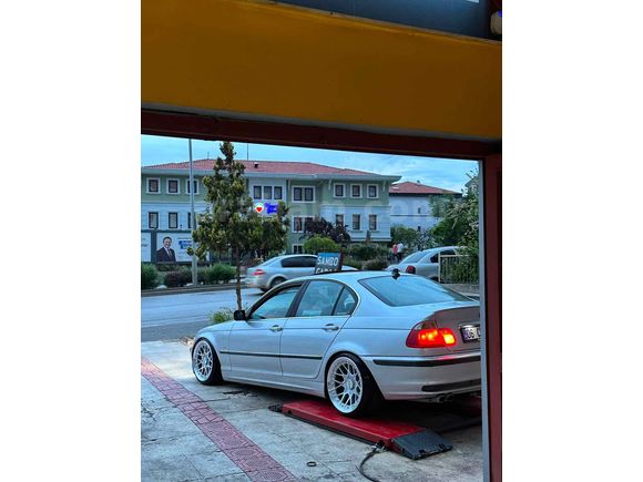 Sahibinden BMW 3 Serisi 320i 2001 Model 