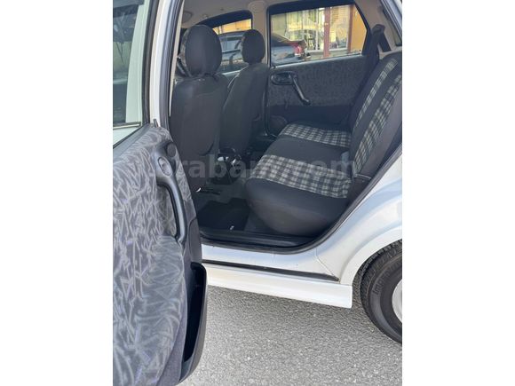 Galeriden Opel Vectra 2.0 GLS 1996 Model Van
