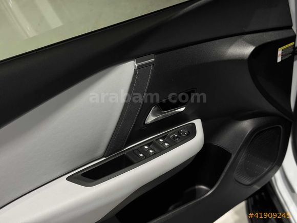 BEY-CARS 2025 CITROEN E-C4 MAX 11.000KM HATASIZ SUNROOF