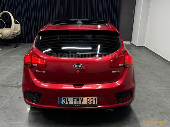 İdeal'den Kıa Ceed 1.6 CRDI Premium Makyajlı Kasa