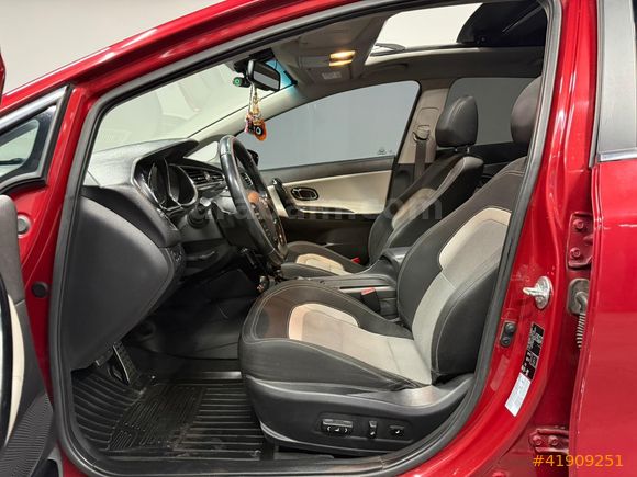 İdeal'den Kıa Ceed 1.6 CRDI Premium Makyajlı Kasa