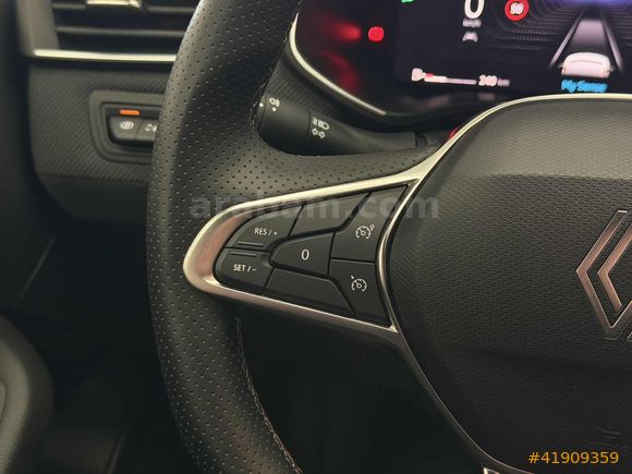 ORJİNAL 2025 RENAULT CLİO ESPRİT ALPİNE X-TRONİC