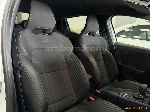 ORJİNAL 2025 RENAULT CLİO ESPRİT ALPİNE X-TRONİC