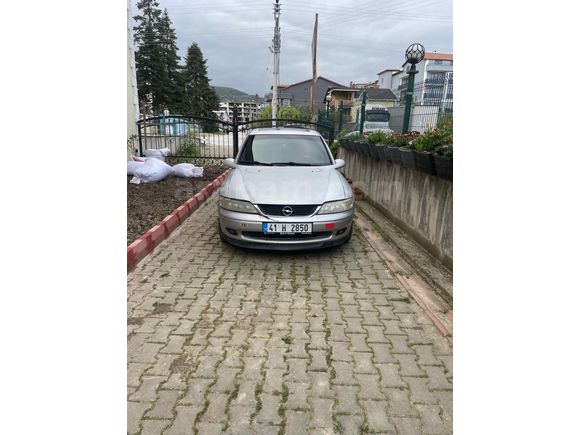 Sahibinden Opel Vectra 2.0 GLS 1996 Model 