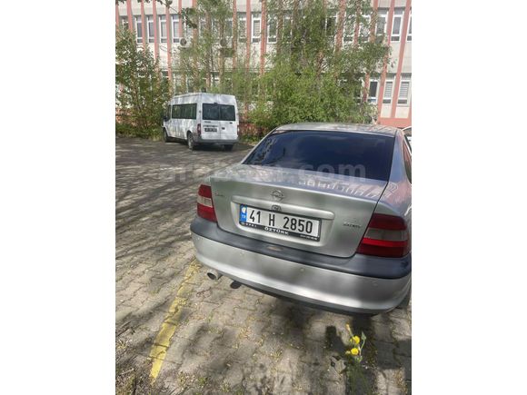 Sahibinden Opel Vectra 2.0 GLS 1996 Model 