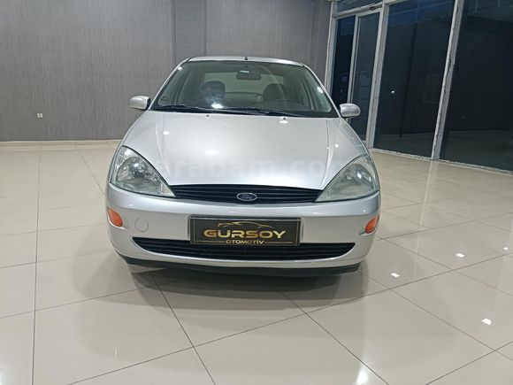 Galeriden Ford Focus 1.6 Comfort 2001 Model Denizli