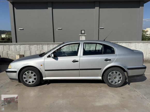 MERTLER OTO'DAN 2000 MODEL TEMİZ SKODA OCTAVİA