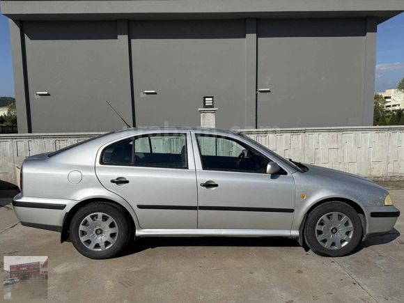 MERTLER OTO'DAN 2000 MODEL TEMİZ SKODA OCTAVİA