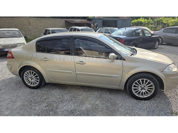 Galeriden Renault Megane 1.5 dCi Privilege 2007 Model Konya