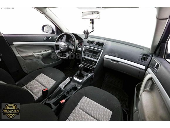 AKMAN'DAN 2011 SKODA OCTAVİA 1.6 AMBİENTE