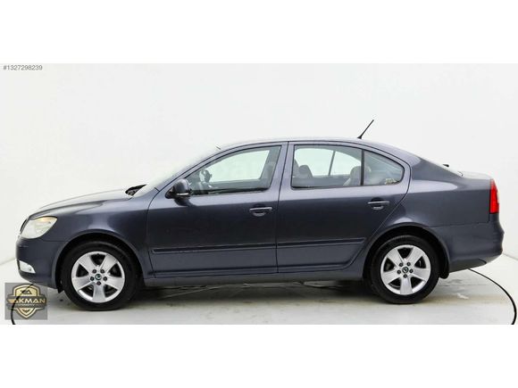 AKMAN'DAN 2011 SKODA OCTAVİA 1.6 AMBİENTE